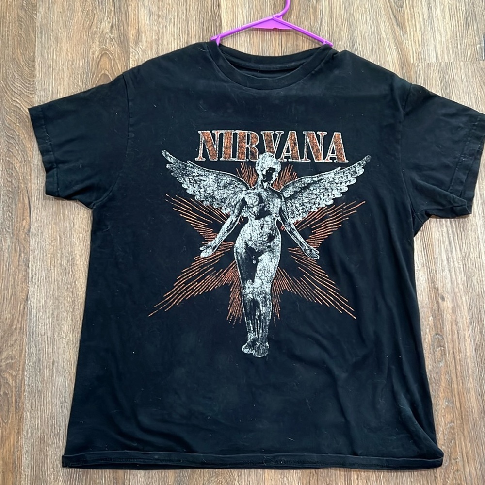 nirvana shirt red white some grey and main shirt is black